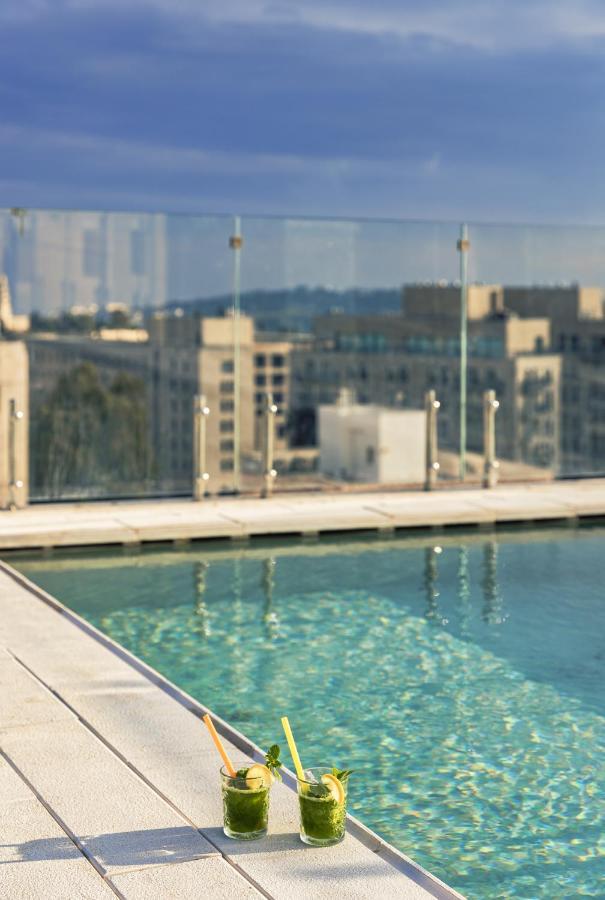 Brown Jlm Mamilla, A Member Of Brown Hotels Yerusalem Bagian luar foto